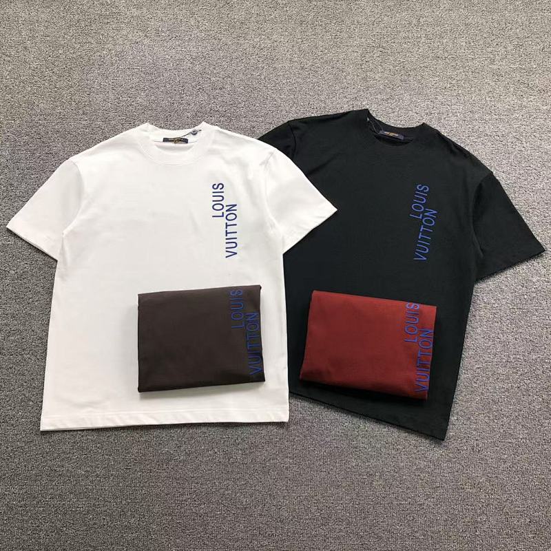 LV T-SHIRT 4105172321（im 170cm 60kg i wear size M in the phot）