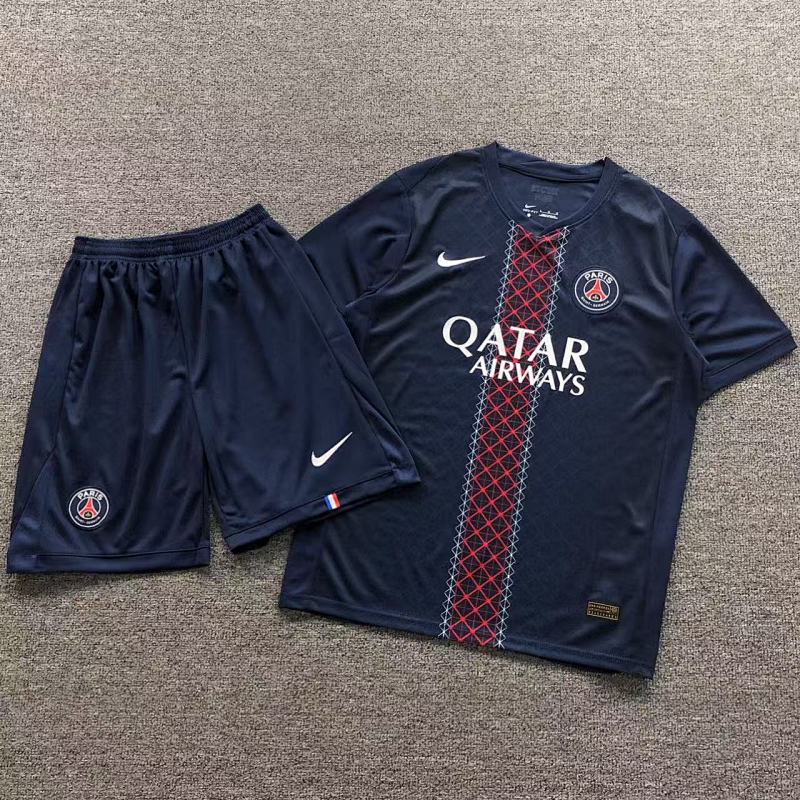 FOOTBALL T-SHIRT SHORTS 11081232002（im 170cm 60kg i wear size L in the phot）