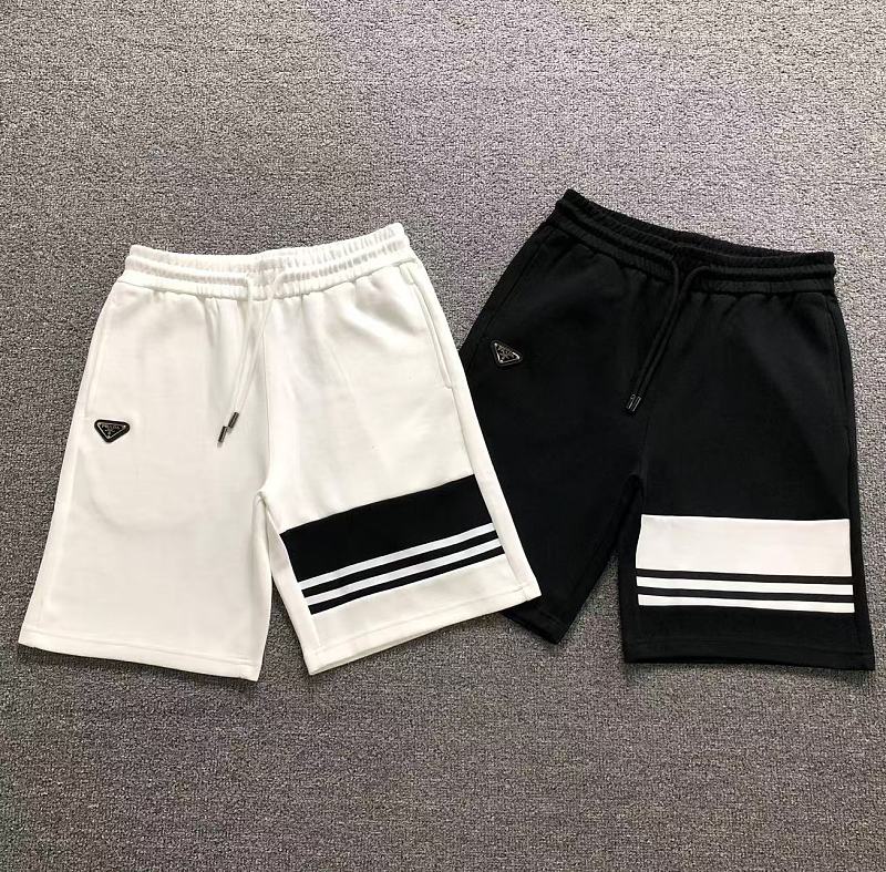 PRADA SHORTS 3204280503（im 170cm 60kg i wear size M in the phot）