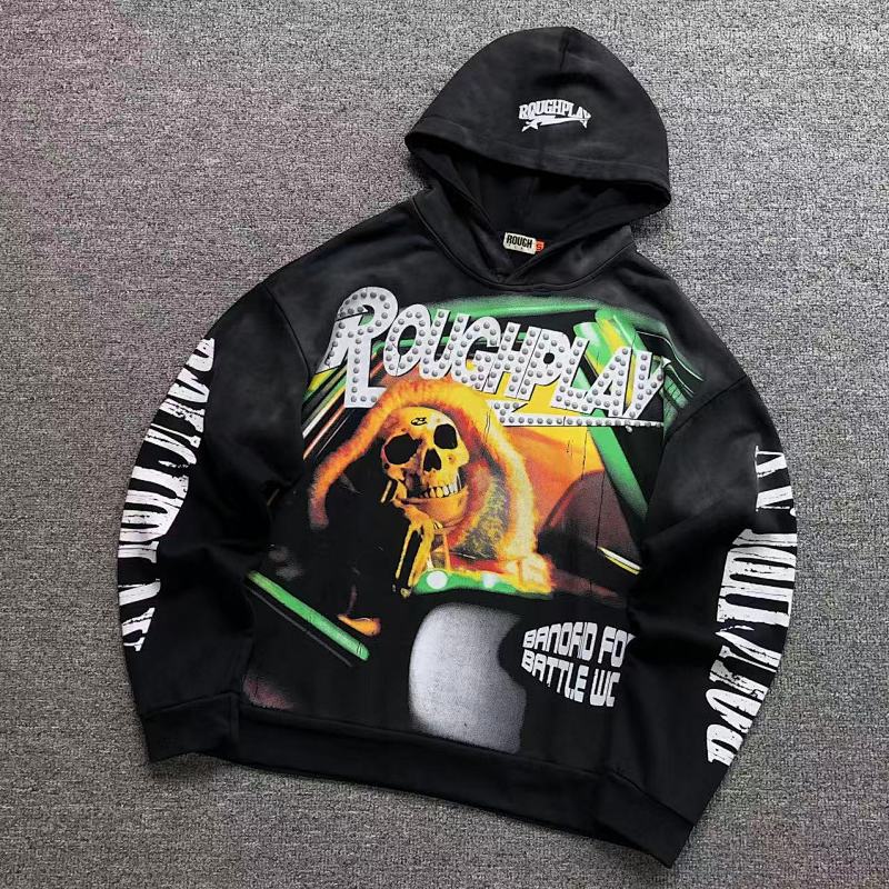 ROUGH PLAY HOODIE 3201161917（im 170cm 60kg i wear size S in the phot）
