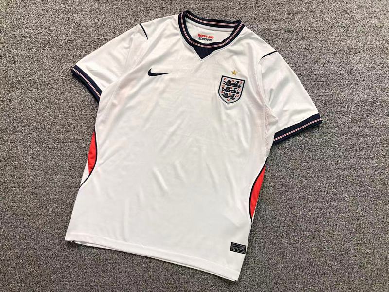 FOOTBALL T-SHIRT 124407002（im 170cm 60kg i wear size M in the phot）