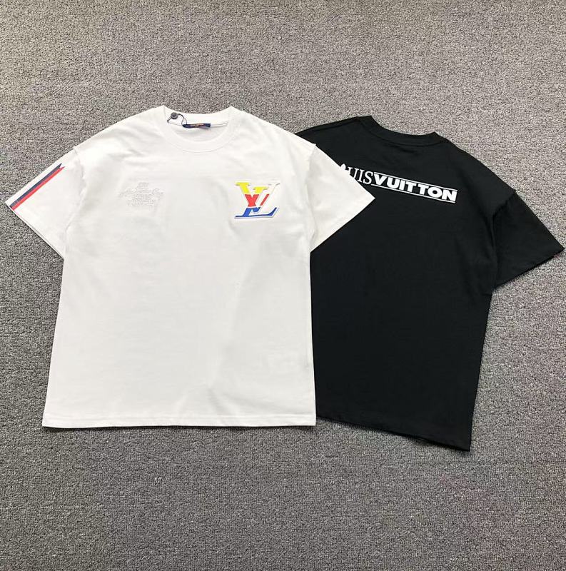 LV T-SHIRT 1102190252（im 170cm 55kg i wear size XS in the phot）