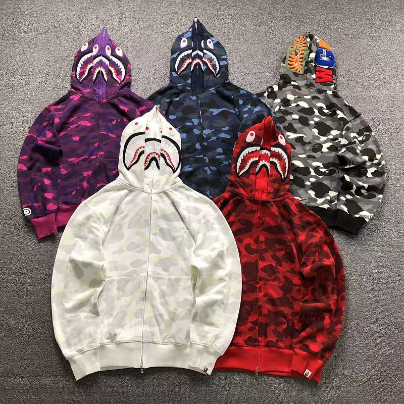 BAPE HOODIE 52070716158（im 170cm 60kg i wear size M in the phot）