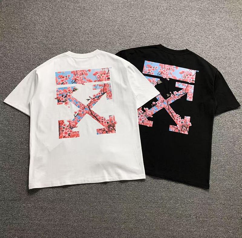OFF-WHITE T-SHIRT 523243319（im 170cm 60kg i wear size L in the phot）