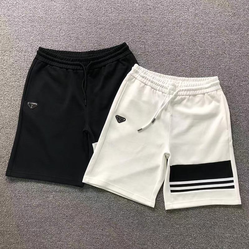 PRADA SHORTS 4205211301（im 170cm 60kg i wear size XL in the phot）