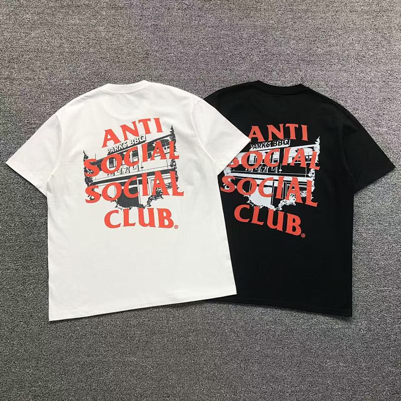 ANTI SOCIAL SOCIAL CLUB T-SHIRT 4109161302（im 170cm 60kg i wear size L in the phot）