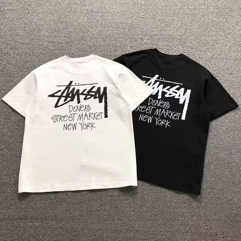 STUSSY T-SHIRT 526160282（im 170cm 60kg i wear size M in the phot）