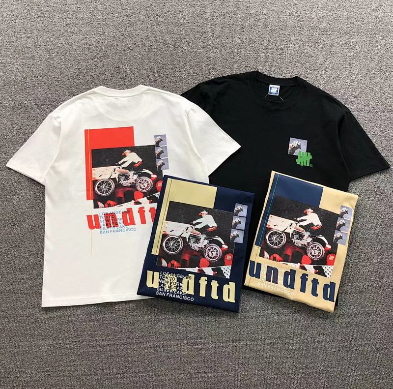 UNDEFEATED T-SHIRT 1112112702（im 170cm 60kg i wear size L in the phot）