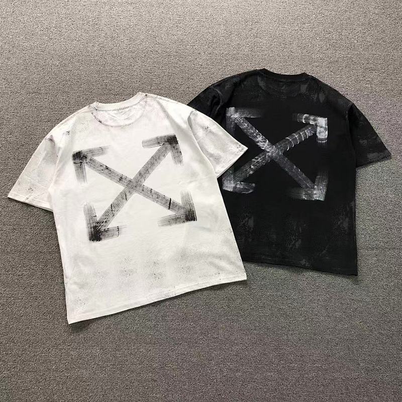 OFF-WHITE T-SHIRT 523242519（im 170cm 60kg i wear size M in the phot）