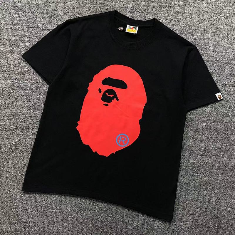 BAPE T-SHIRT 3105293117（im 170cm 60kg i wear size S in the phot）