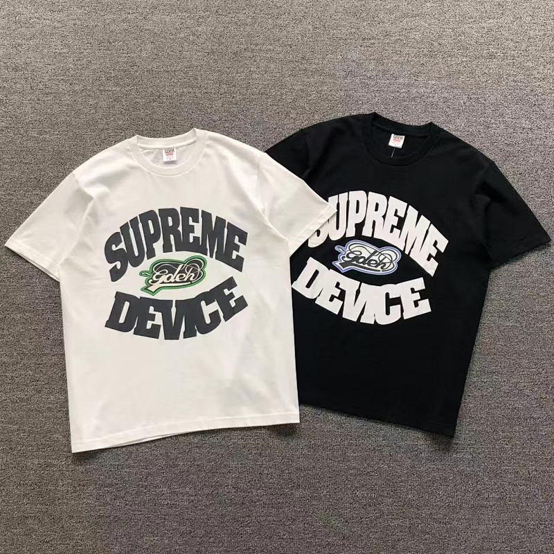 SUPREME T-SHIRT 1109050233（im 170cm 60kg i wear size M in the phot）