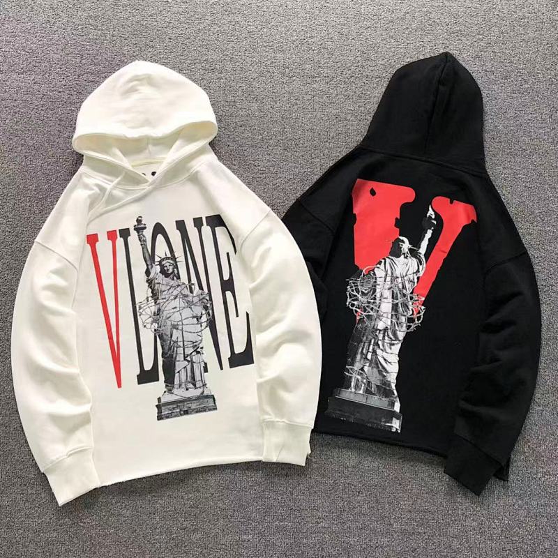 VLONE HOODIE 510119491（im 170cm 60kg i wear size S in the phot）