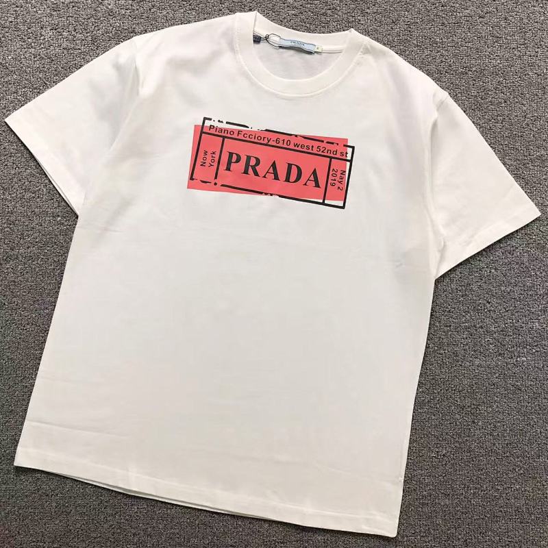PRADA T-SHIRT 523170670（im 170cm 60kg i wear size M in the phot）