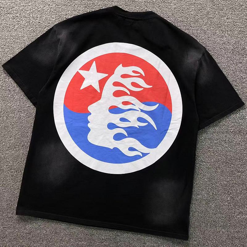 HELLSTAR T-SHIRT 3204071317（im 170cm 60kg i wear size S in the phot）