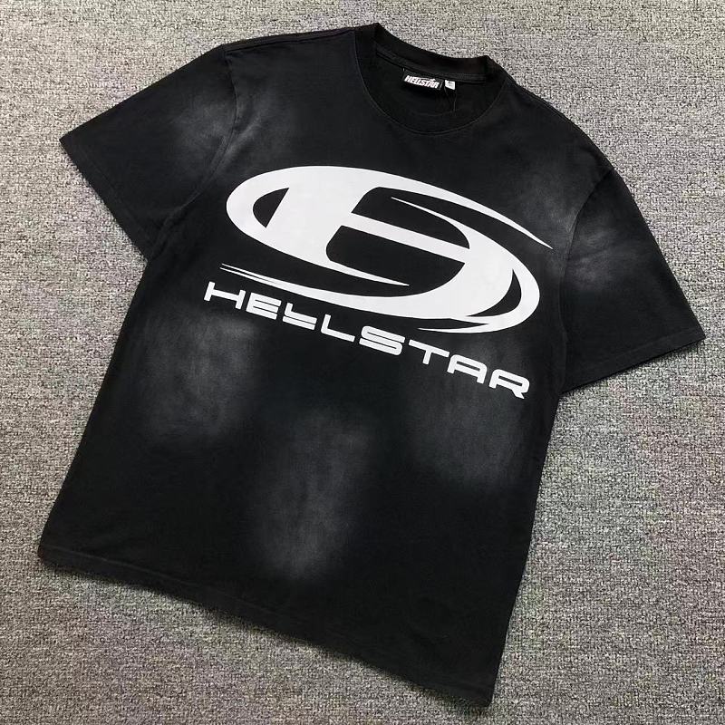 HELLSTAR T-SHIRT 3205191517（im 170cm 60kg i wear size S in the phot）