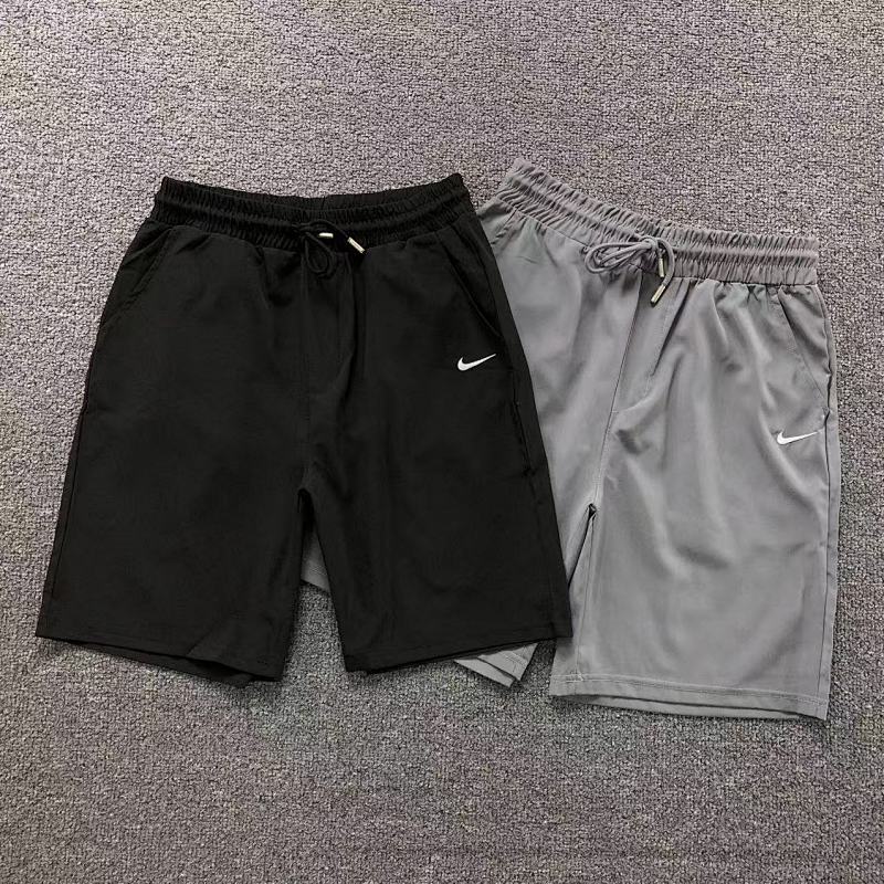 NIKE SHORTS 218182301（im 170cm 60kg i wear size M in the phot）