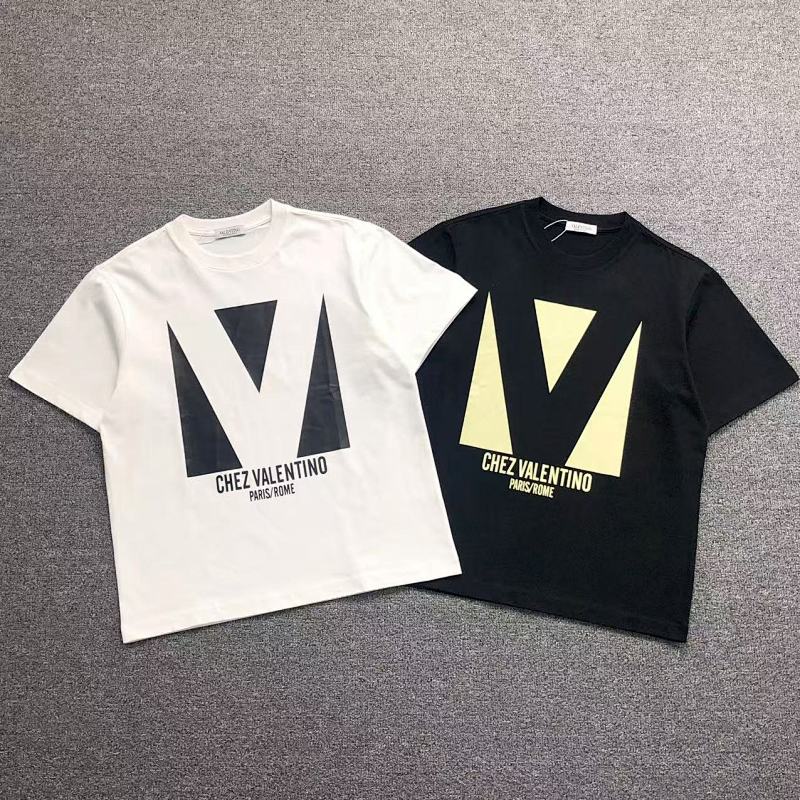 VALENTINO T-SHIRT 412282001（im 170cm 55kg i wear size M in the phot）