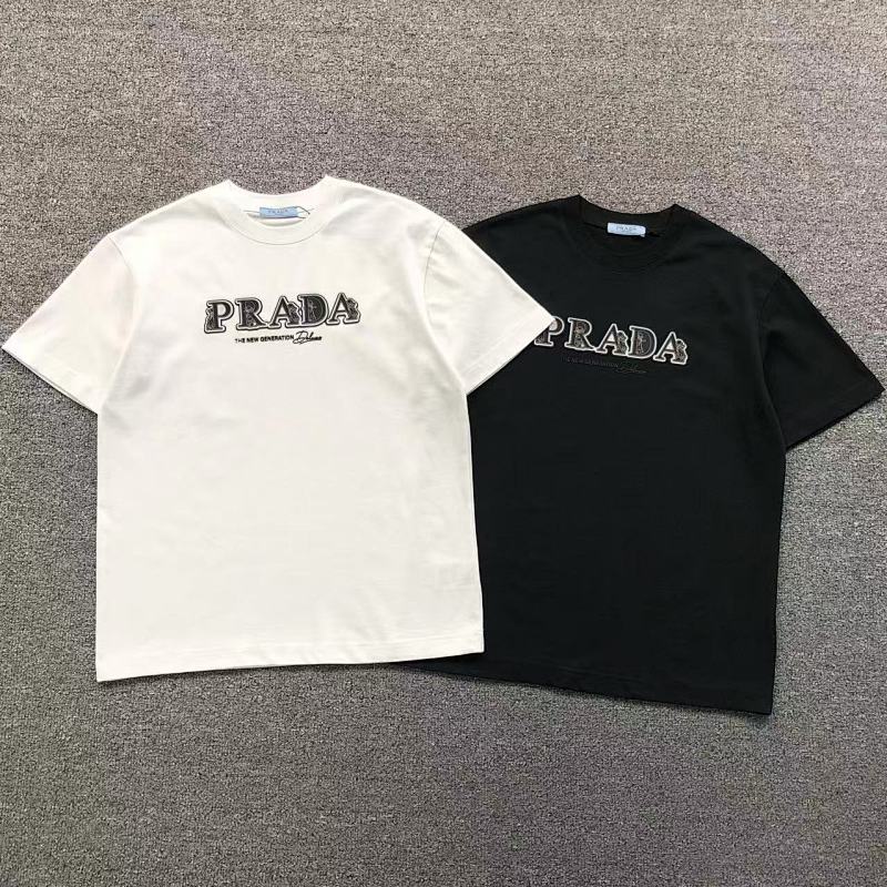 PRADA T-SHIRT 5230701147（im 170cm 60kg i wear size M in the phot）