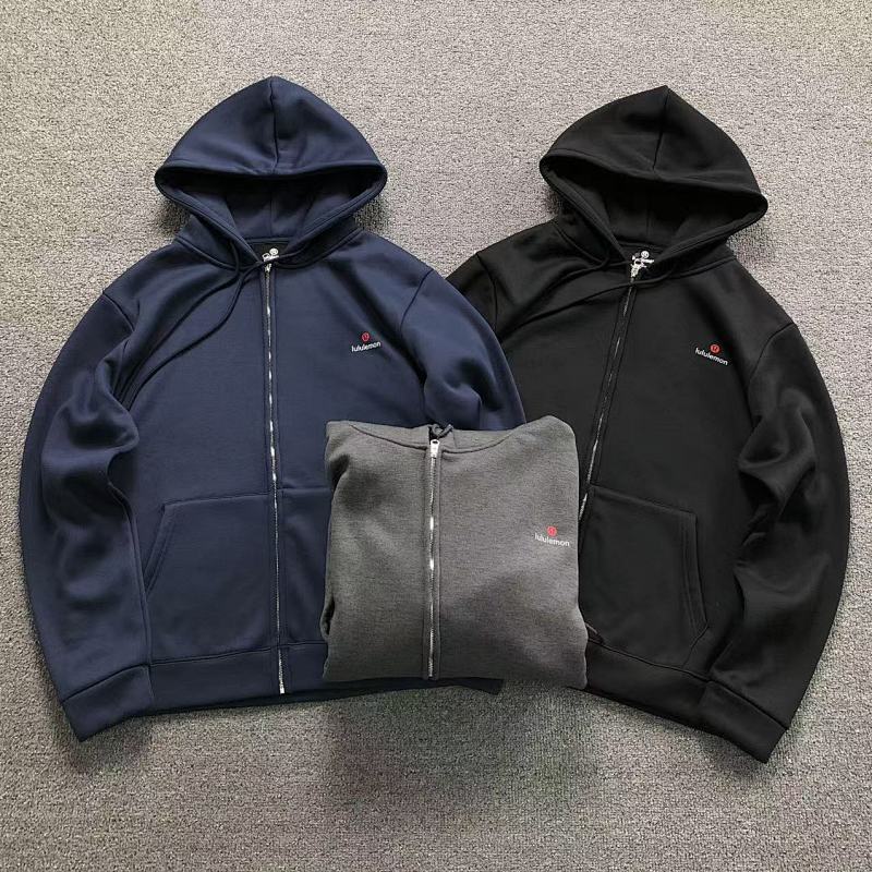 LULULEMON HOODIE 2111191001（im 170cm 60kg i wear size L in the phot）