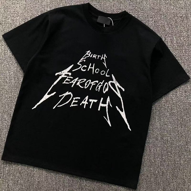 FOG T-SHIRT 211151617（im 170cm 57kg i wear size M in the phot）