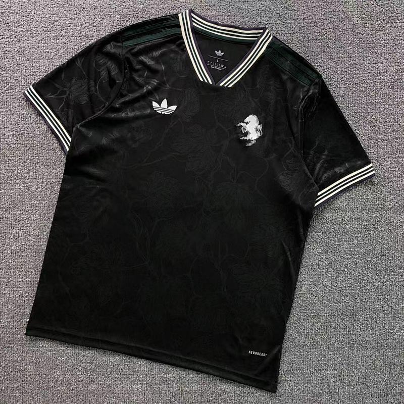 FOOTBALL T-SHIRT 11061318002（im 170cm 60kg i wear size L in the phot）