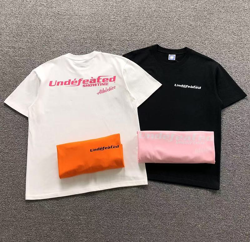 UNDEFEATED T-SHIRT 126172302（im 170cm 60kg i wear size M in the phot）