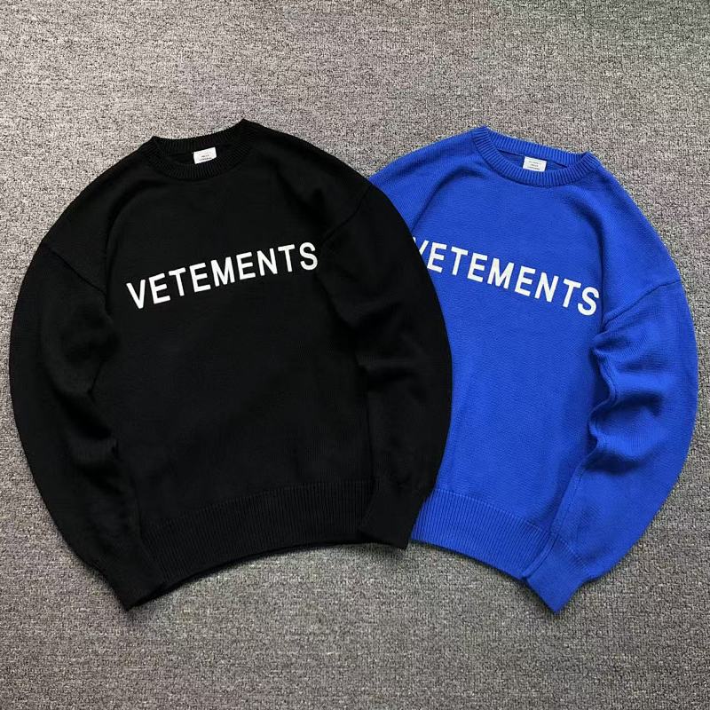 VETEMENTS SWEATER 41091523145（im 170cm 60kg i wear size S in the phot）