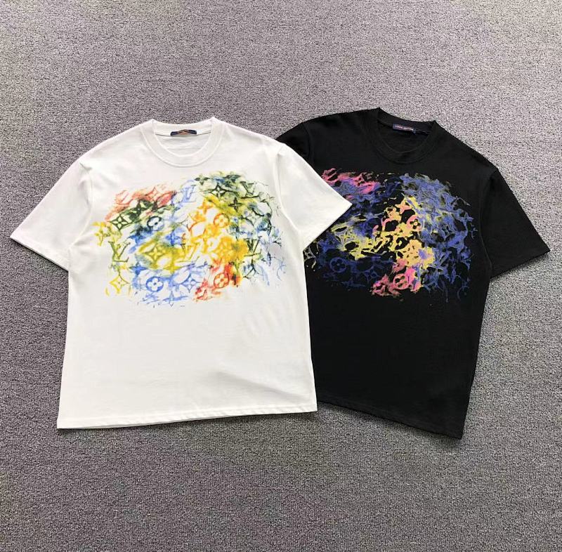 LV T-SHIRTS 215171915（ im 170cm 60kg i wear size M in the phot）