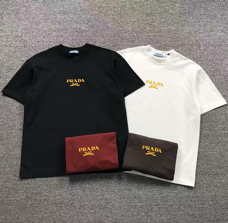 PRADA T-SHIRT 5112104147（im 170cm 60kg i wear size M in the phot）