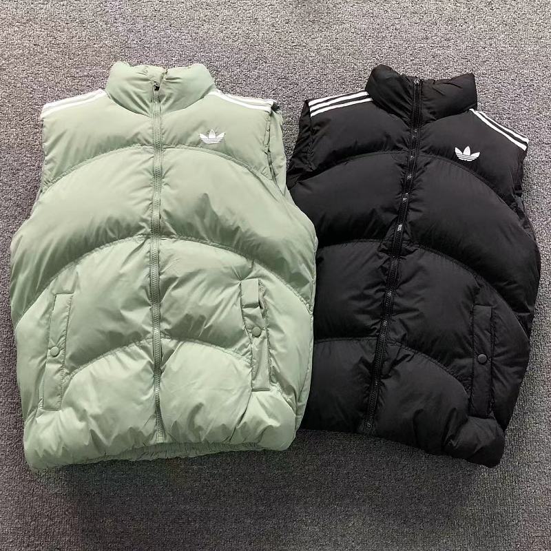 ADIDAS VEST COTTON CIOTHES 4209011377（im 170cm 60kg i wear size L in the phot）