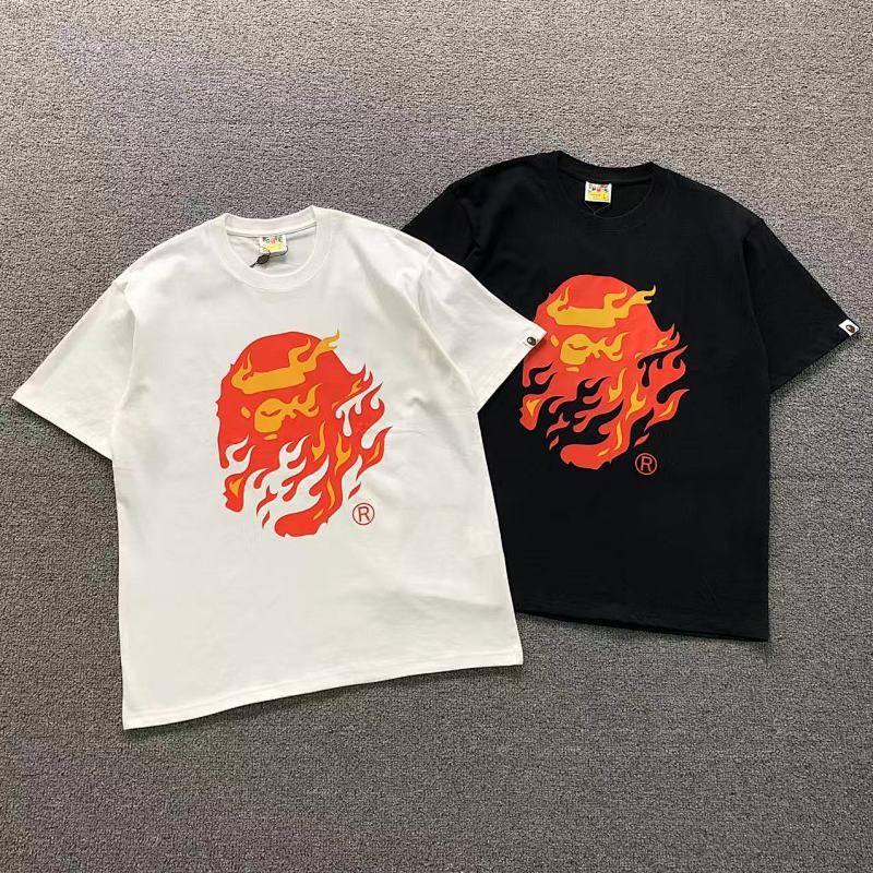 BAPE T-SHIRT 4203270298（im 170cm 60kg i wear size L in the phot）