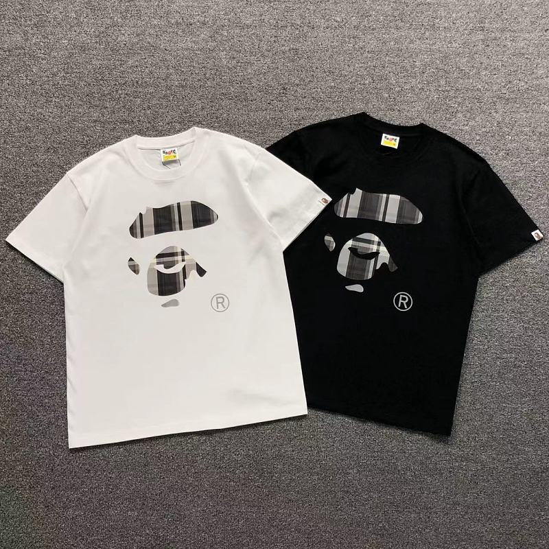 BAPE T-SHIRT 3206130921（im 170cm 60kg i wear size M in the phot）
