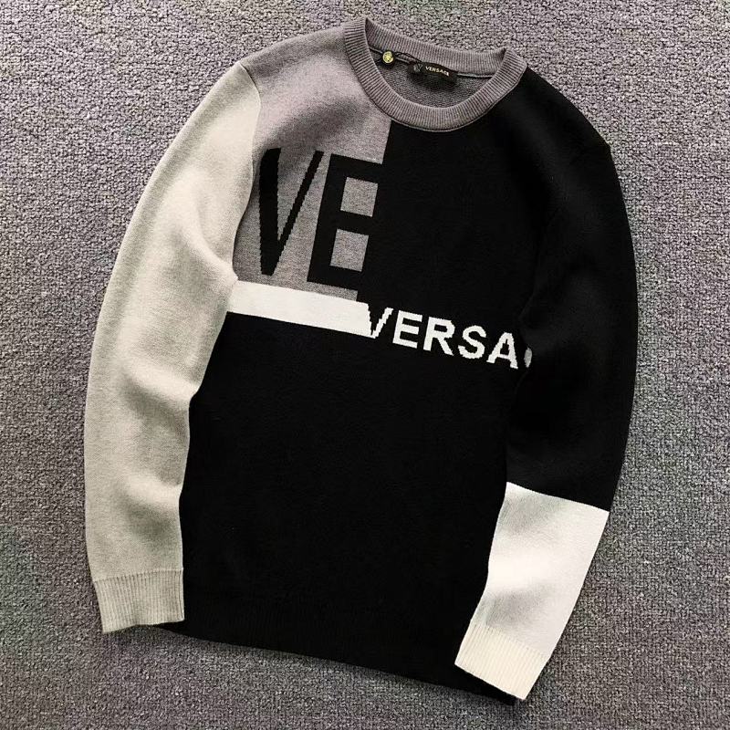 VERSACE SWEATER 3108131921（im 170cm 60kg i wear size L in the phot）