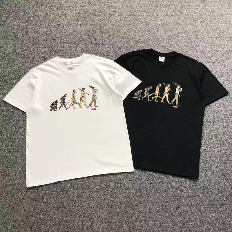 SUPREME T-SHIRT 3205151633（im 170cm 60kg i wear size M in the phot）