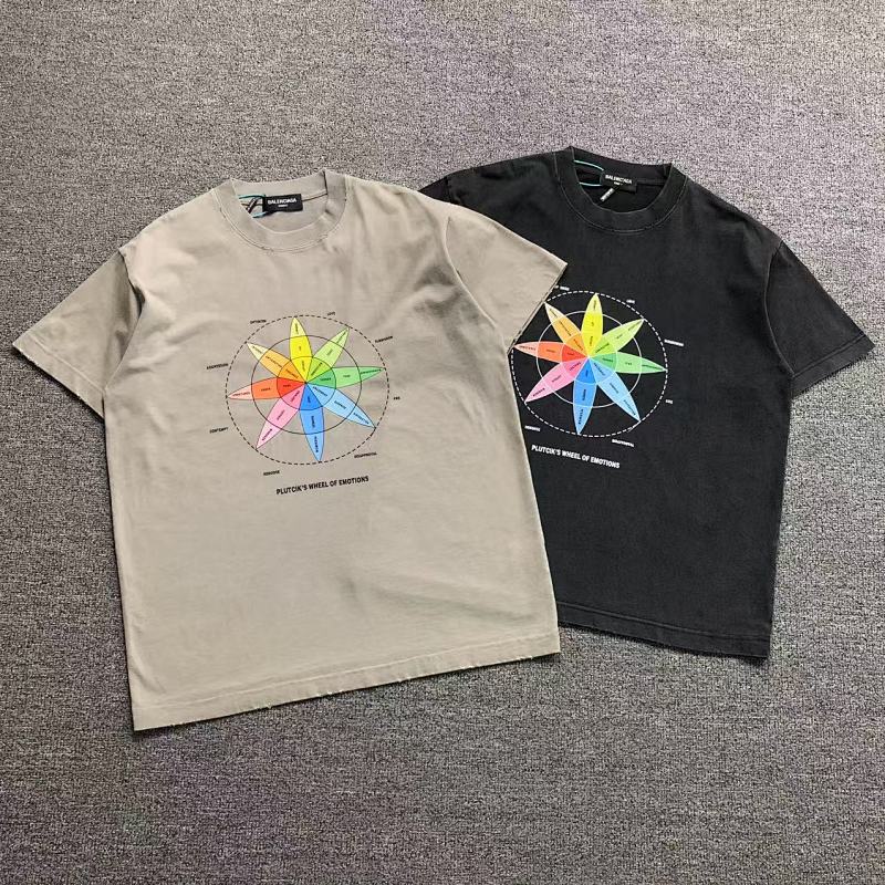 BALENCIAGA T-SHIRT 213041821（im 170cm 55kg i wear size L in the phot）