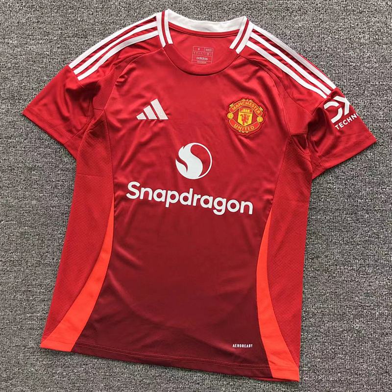 FOOTBALL T-SHIRT 1122518002（im 170cm 57kg i wear size S in the phot）