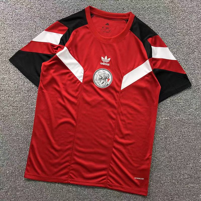 FOOTBALL T-SHIRT 31032109002（im 170cm 60kg i wear size M in the phot）