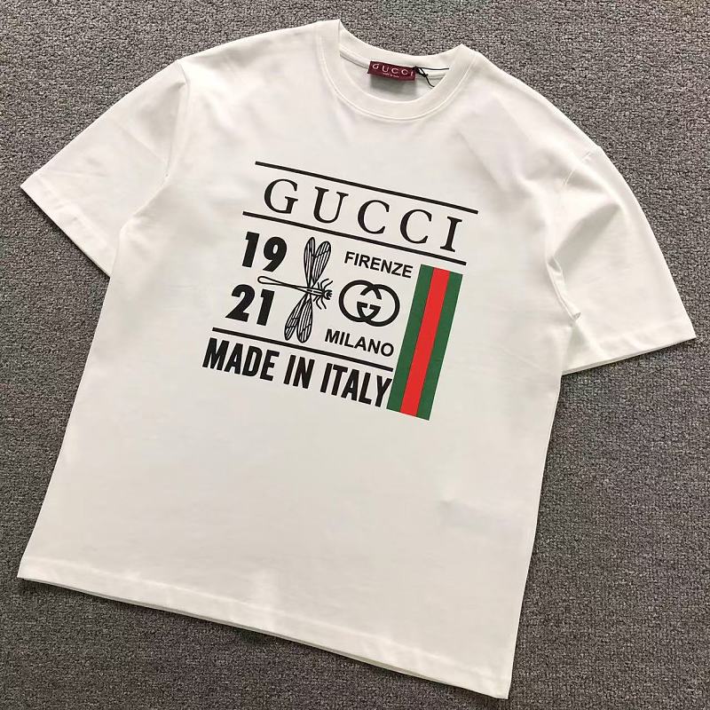 GUCCI T-SHIRT 22050718125（im 170cm 60kg i wear size S in the phot）