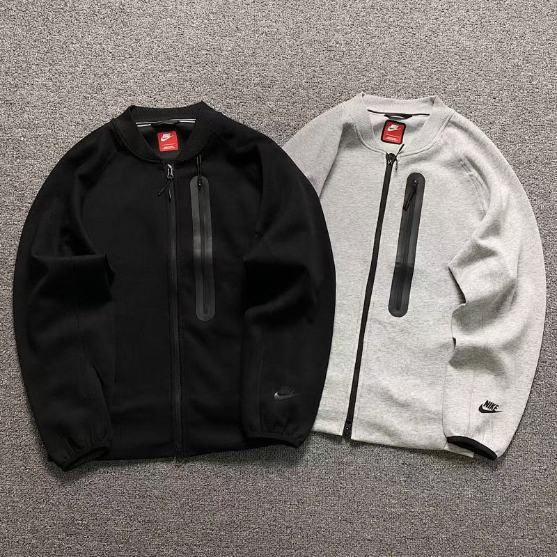 NIKE HOODIE 1112292235（im 170cm 60kg i wear size M in the phot）