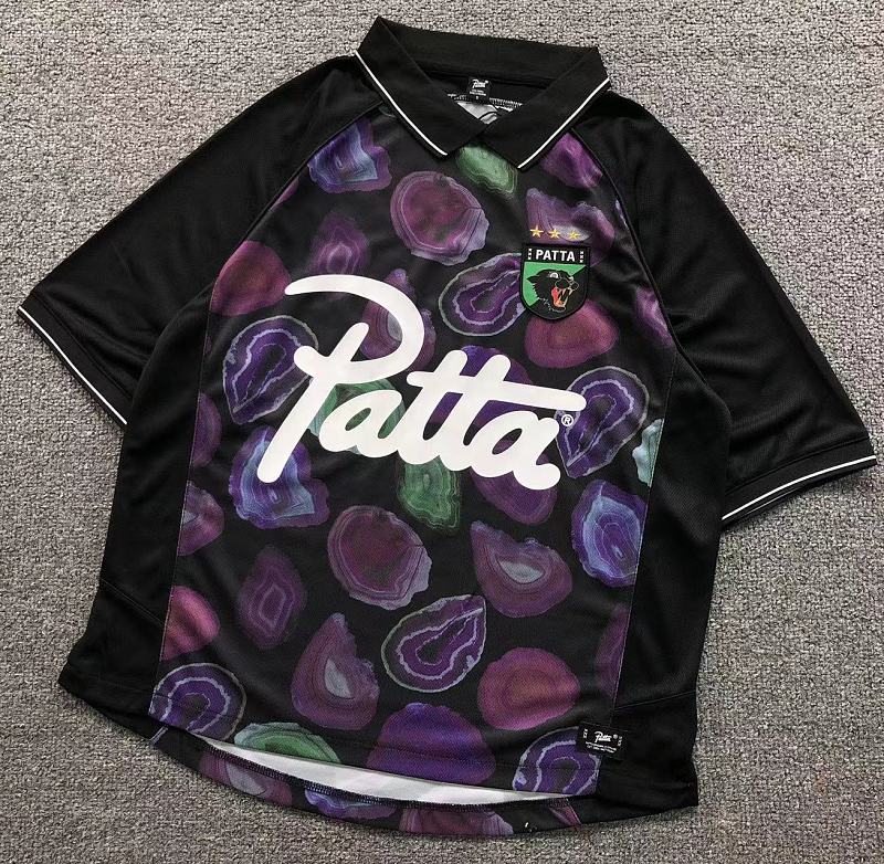PATTA T-SHIRT 1251333175（im 170cm 60kg i wear size S in the phot）