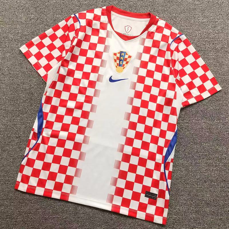 FOOTBALL T-SHIRT 1252148002（im 170cm 60kg i wear size L in the phot）