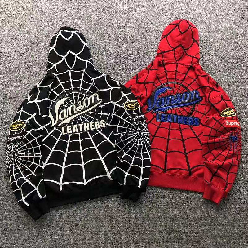 SUPREME HOODIE 22070921001（im 170cm 60kg i wear size M in the phot）