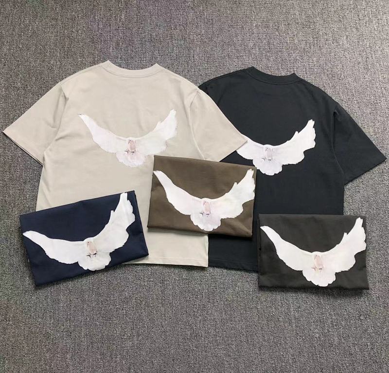 YEEZY GAP T-SHIRT 41170517（im 170cm 57kg i wear size S in the phot）