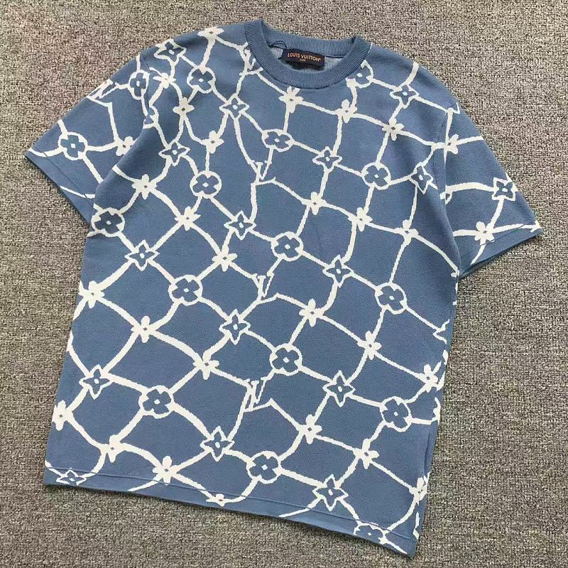 LV T-SHIRT 3208062721（im 170cm 60kg i wear size S in the phot）