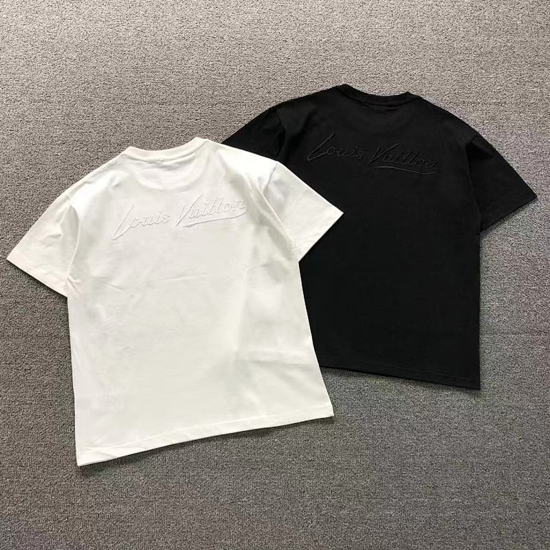 LV T-SHIRT 3203212821（im 170cm 60kg i wear size L in the phot）