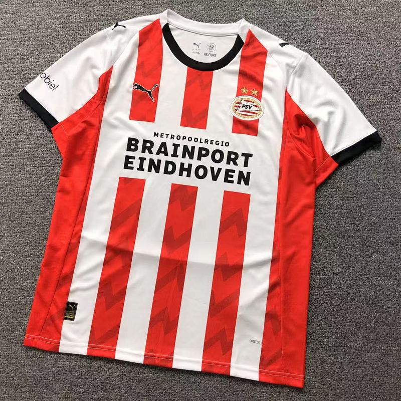 FOOTBALL T-SHIRT 11071004002（im 170cm 60kg i wear size L in the phot）
