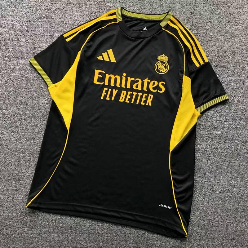 FOOTBALL T-SHIRT 11052202002（im 170cm 60kg i wear size M in the phot）