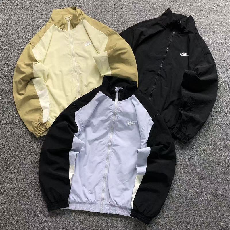 NIKE JACKET 4205290577（im 170cm 60kg i wear size M in the phot）