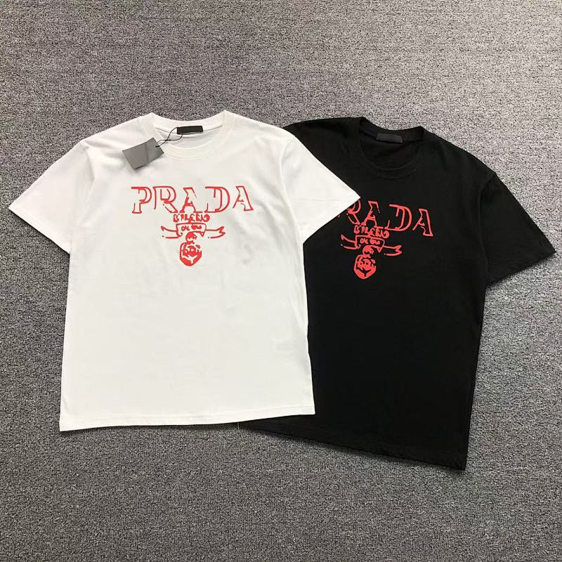 PRADA T-SHIRT 2111060201（im 170cm 60kg i wear size S in the phot）