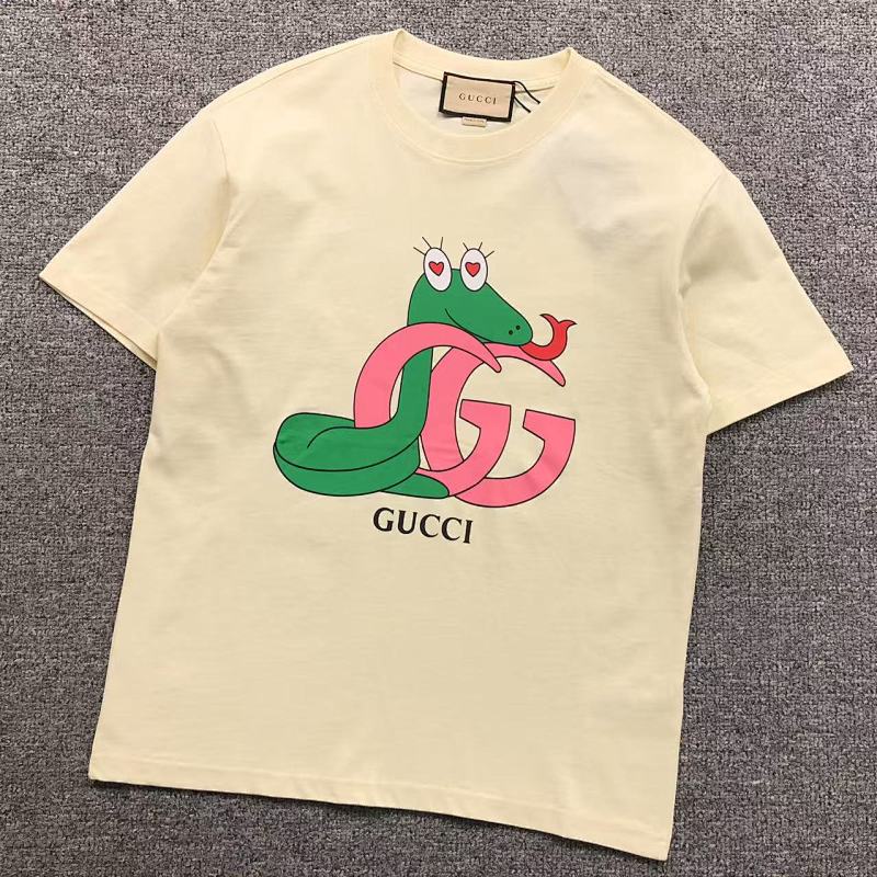 GUCCI T-SHIRT 5052703101（im 170cm 60kg i wear size S in the phot）